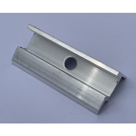 Clemă finală cu linie de împământare 30 mm 