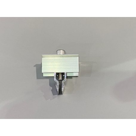 Montaj HQ Mount BR4 și BR6 Clemă medie pentru acoperișuri plate 